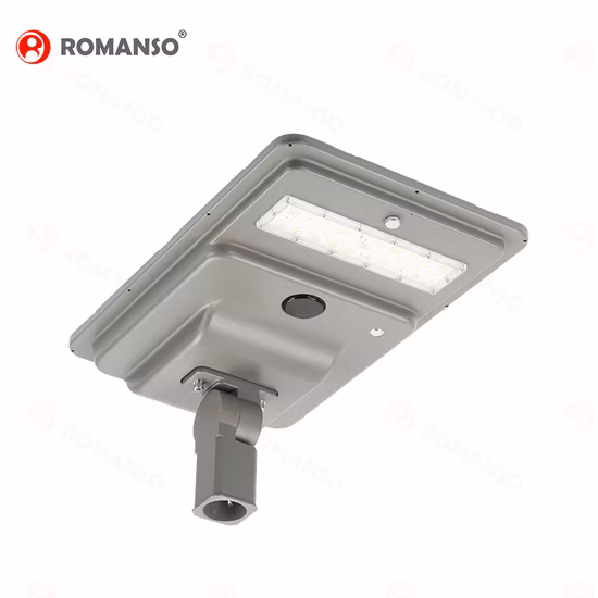 Romanso nouveau design lampadaires solaires avec Pole Road